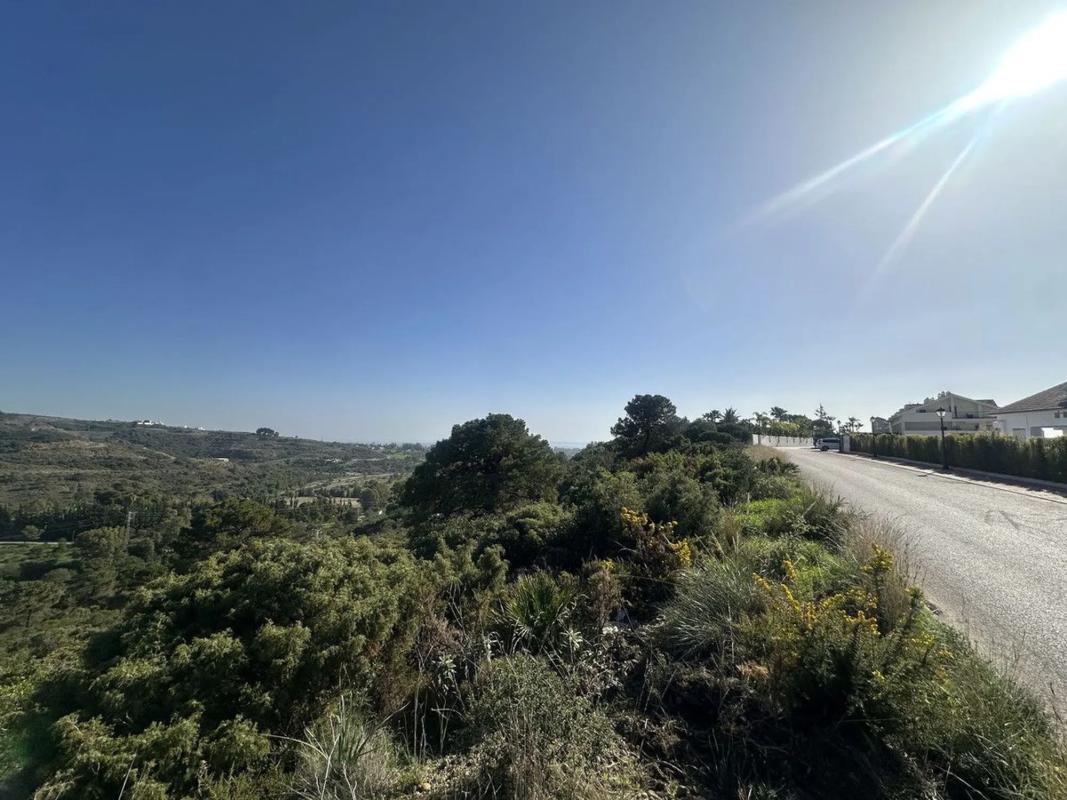 Terreno en venta en Benahavís, Malaga photo 5