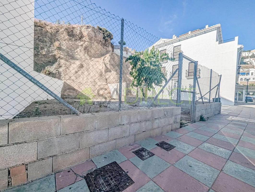 Terreno en venta en Frigiliana, Malaga photo 2