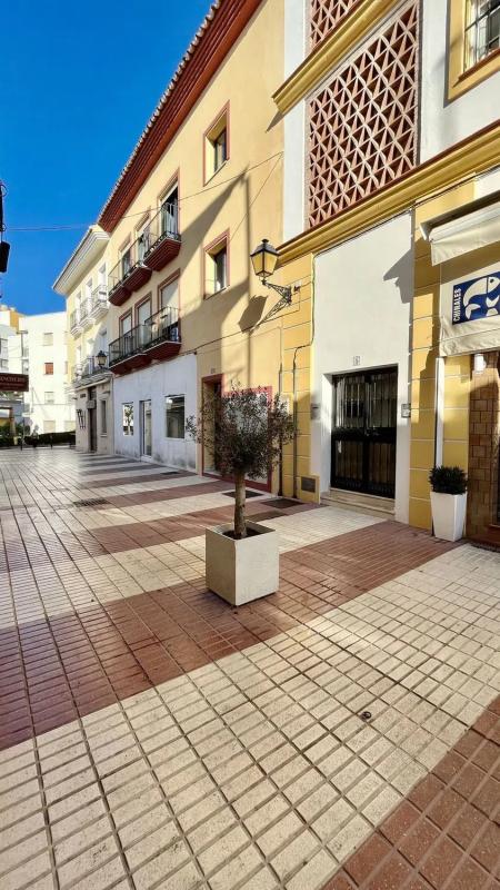 Terreno en venta en Marbella, Malaga photo 1