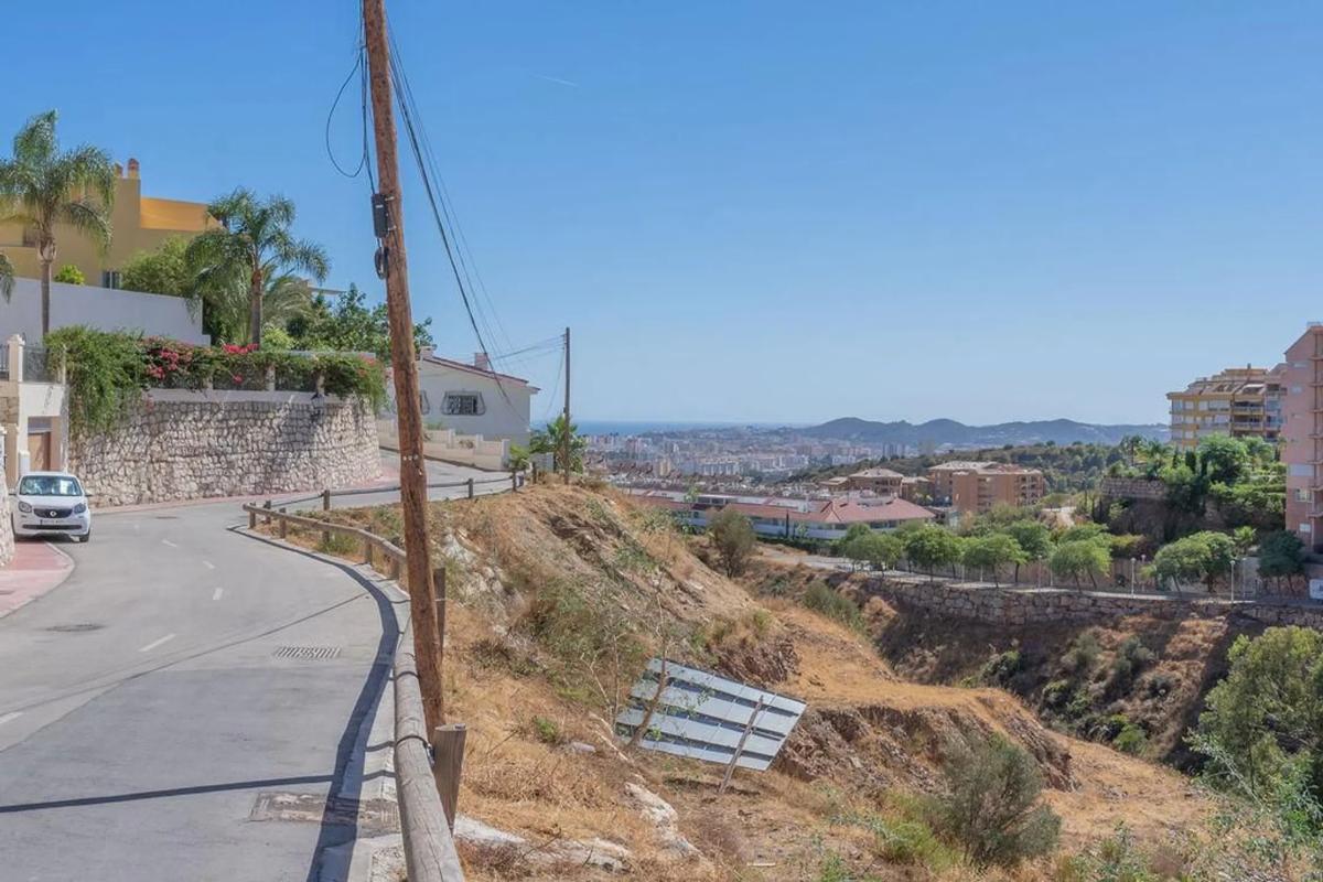 Terreno en venta en Fuengirola, Malaga photo 5
