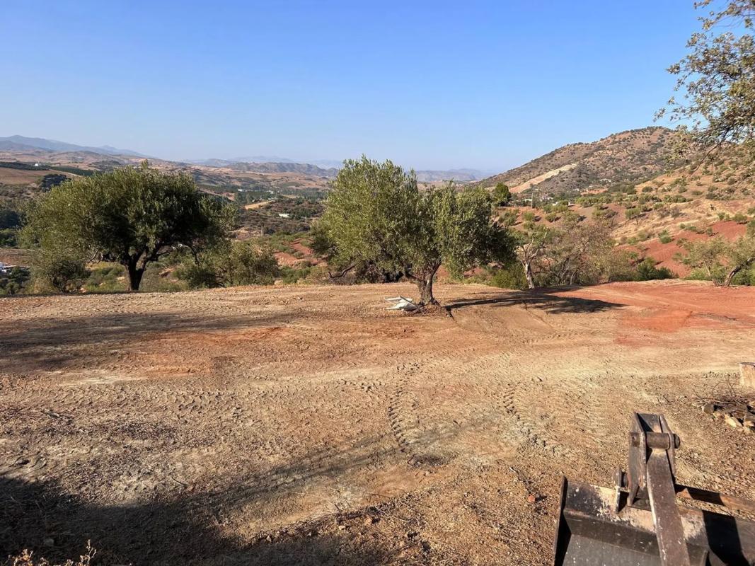 Land for sale in Guaro, Malaga photo 3