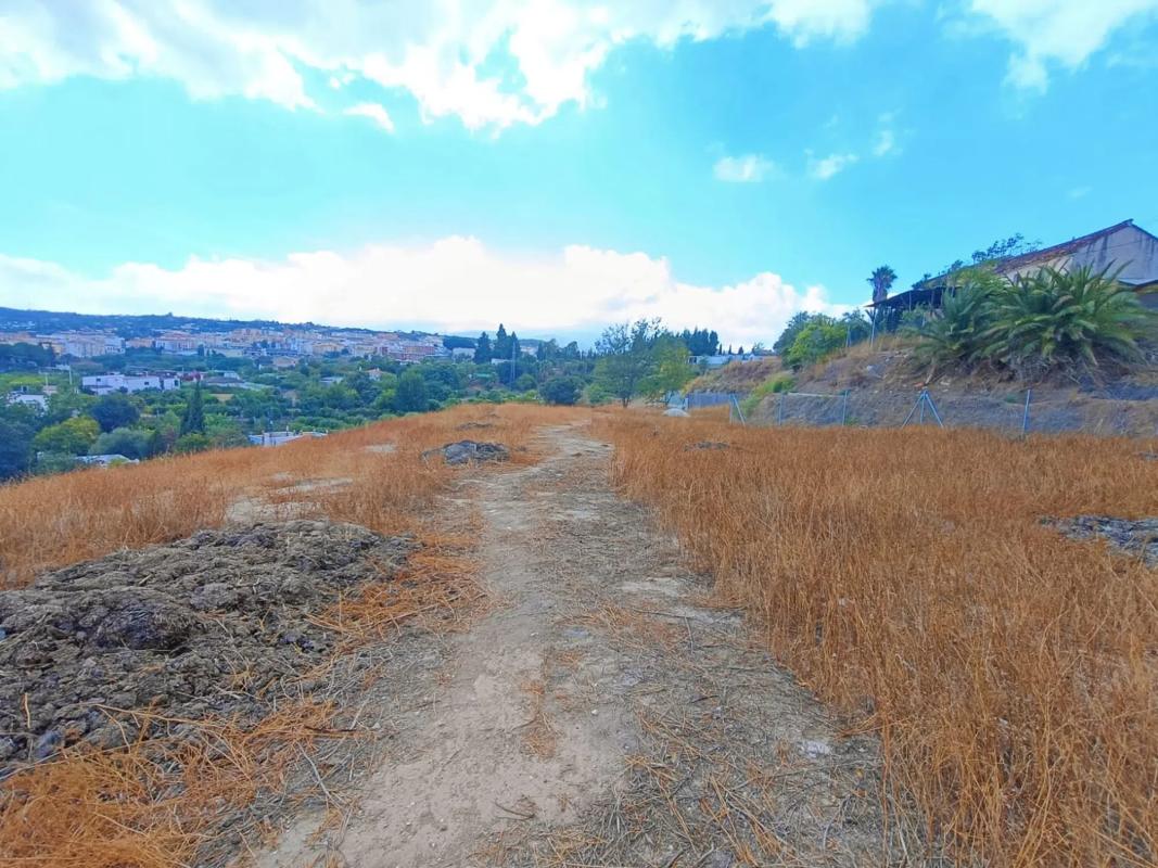 Terreno en venta en Coin, Malaga photo 1