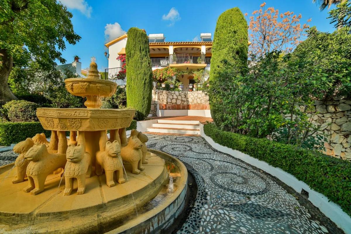 Terreno en venta en Marbella, Malaga photo 3