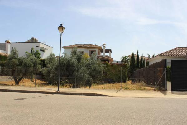 Terreno en calle Sierra de los Merinos, 14 thumbnail 2