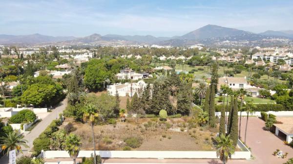 Terreno en calle 7, 208 photo 1