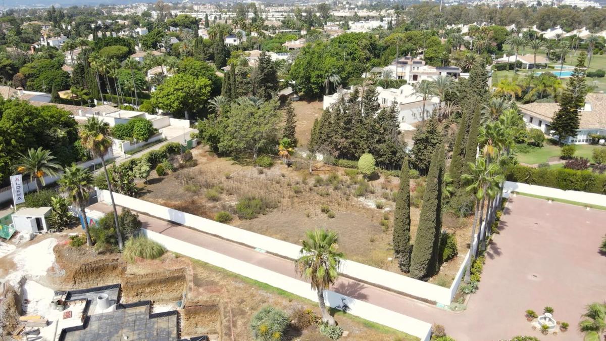 Terreno en venta en Marbella, Malaga photo 4