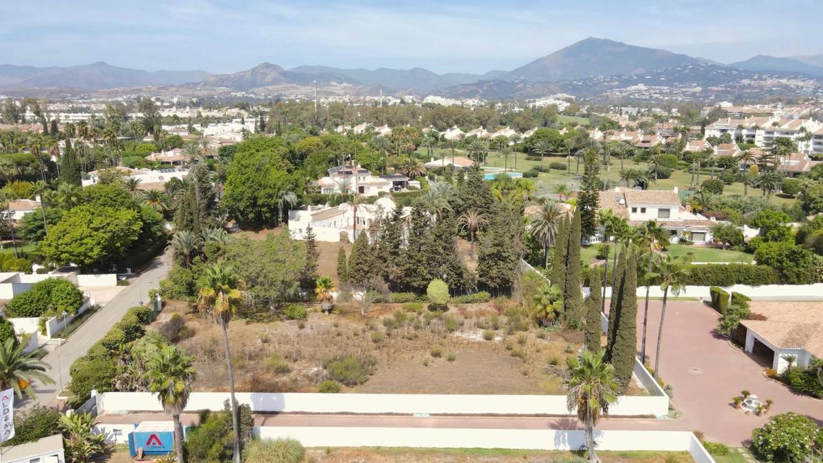 Terreno en venta en Marbella, Malaga photo 5