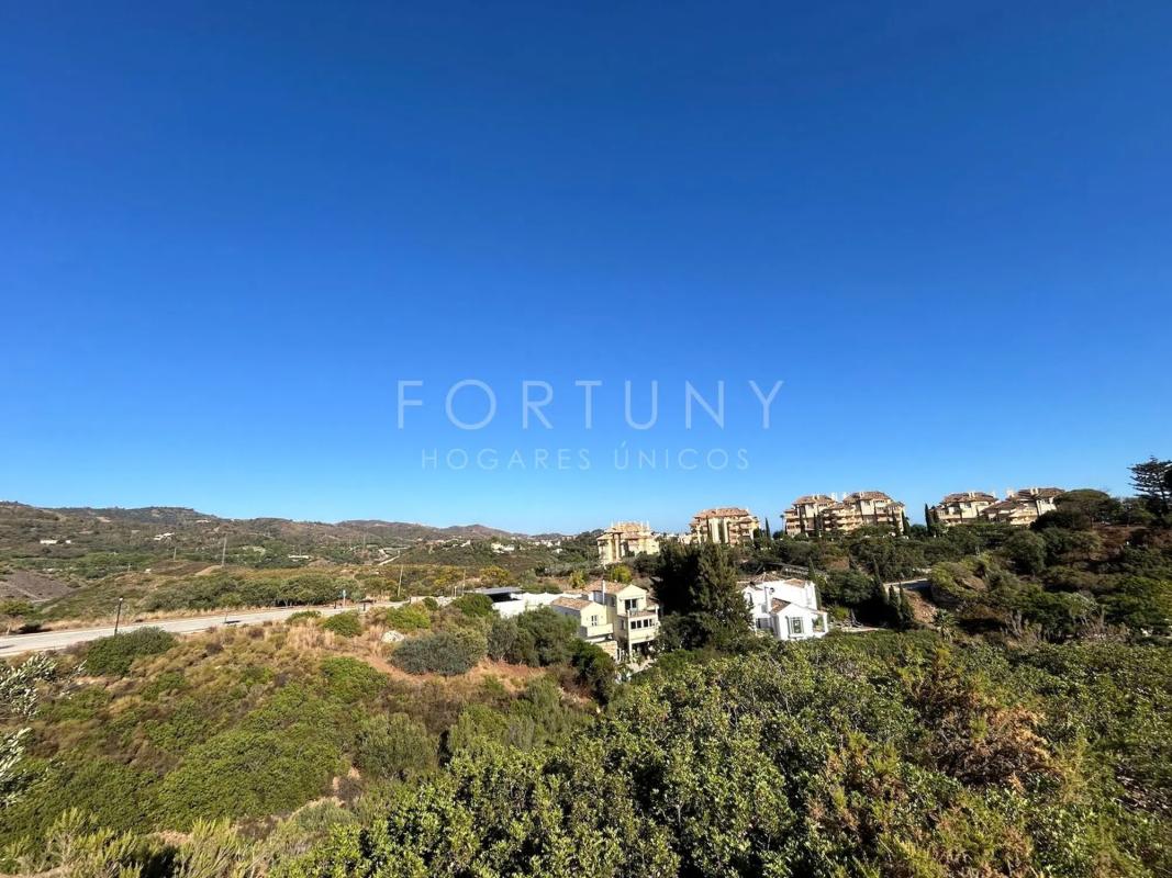 Terreno en venta en Marbella, Malaga photo 2