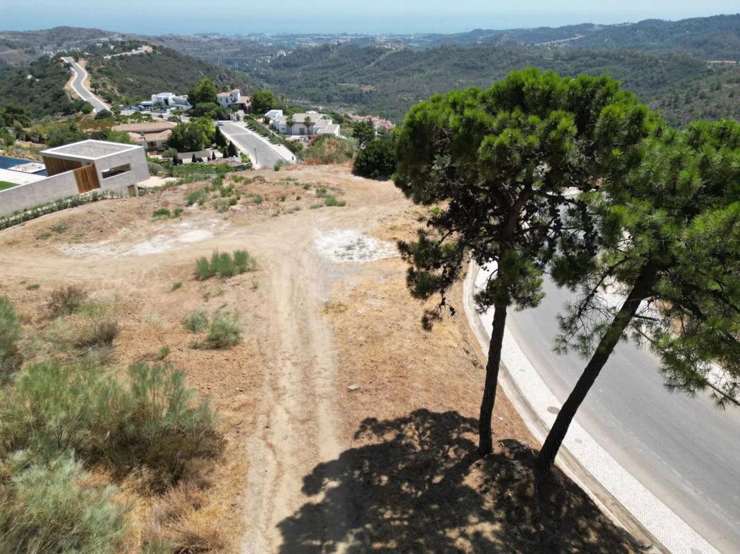 Terreno en venta en Benahavís, Malaga photo 4