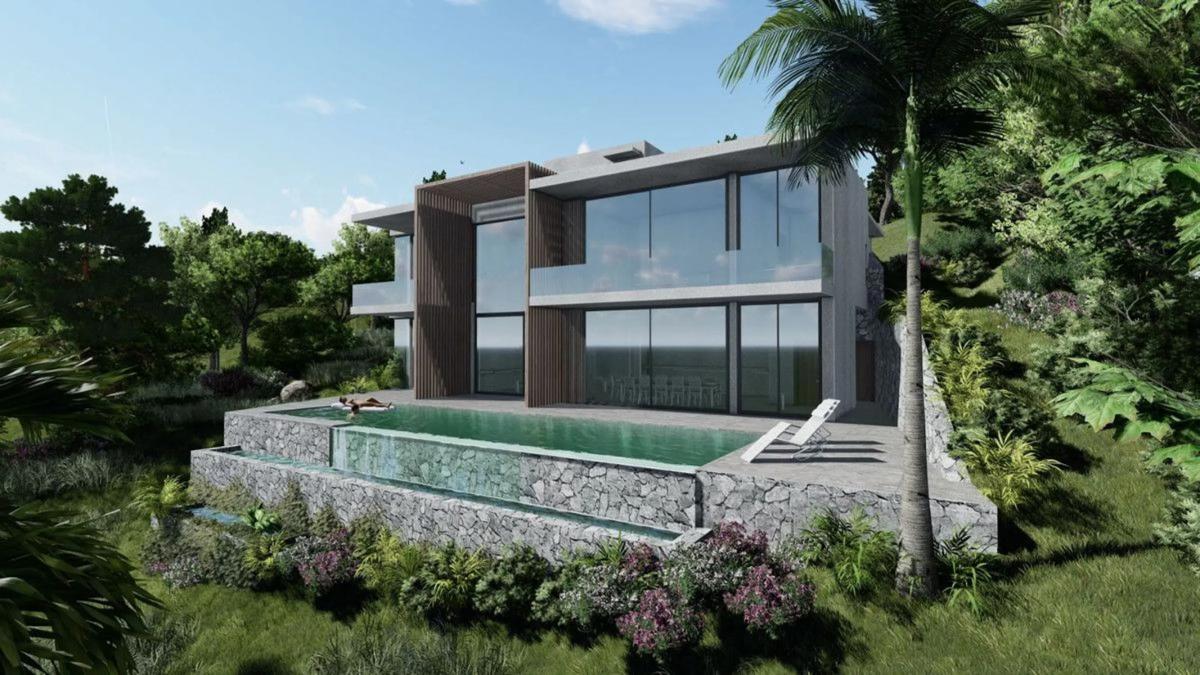 Terreno en venta en Marbella, Malaga photo 1
