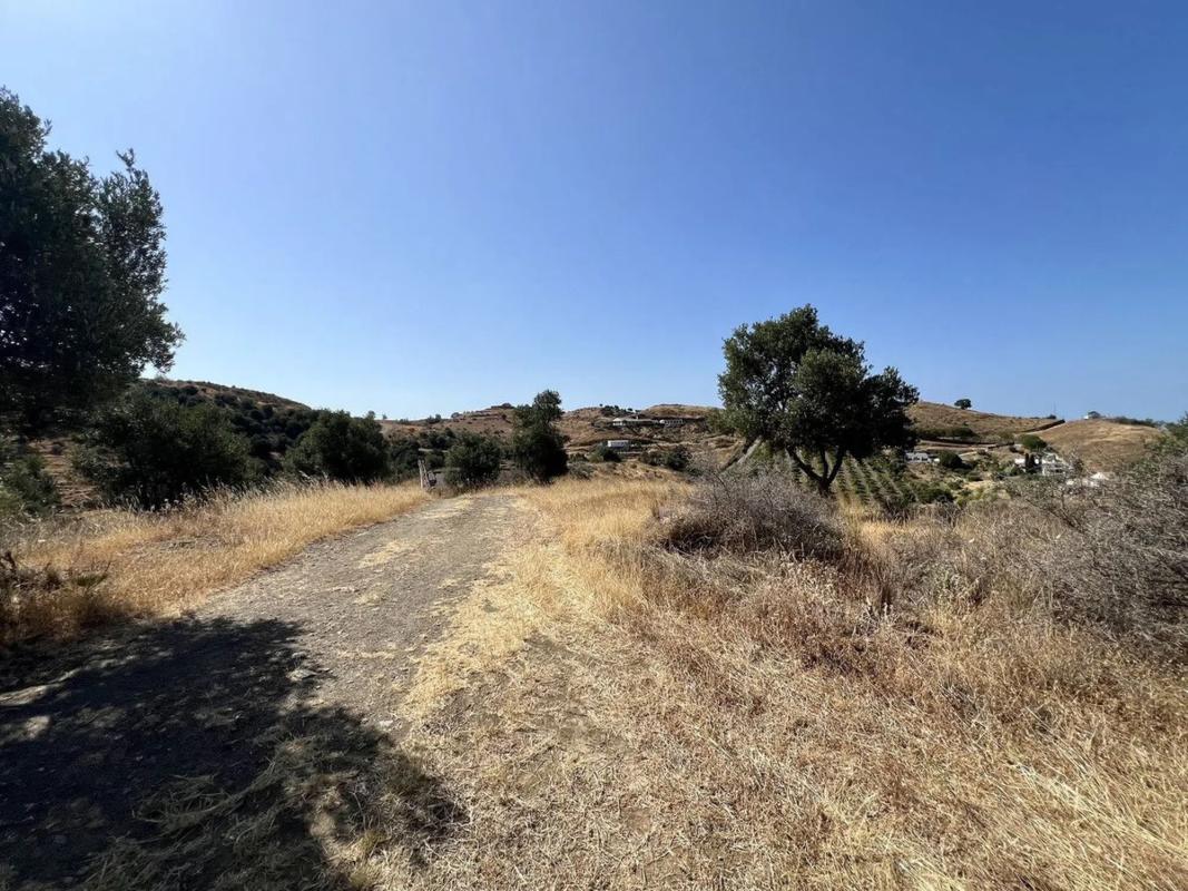 Terreno en venta en Mijas, Malaga photo 1