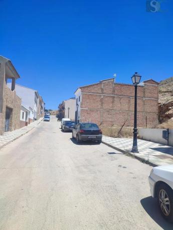Terreno en calle los Emigrantes photo 3