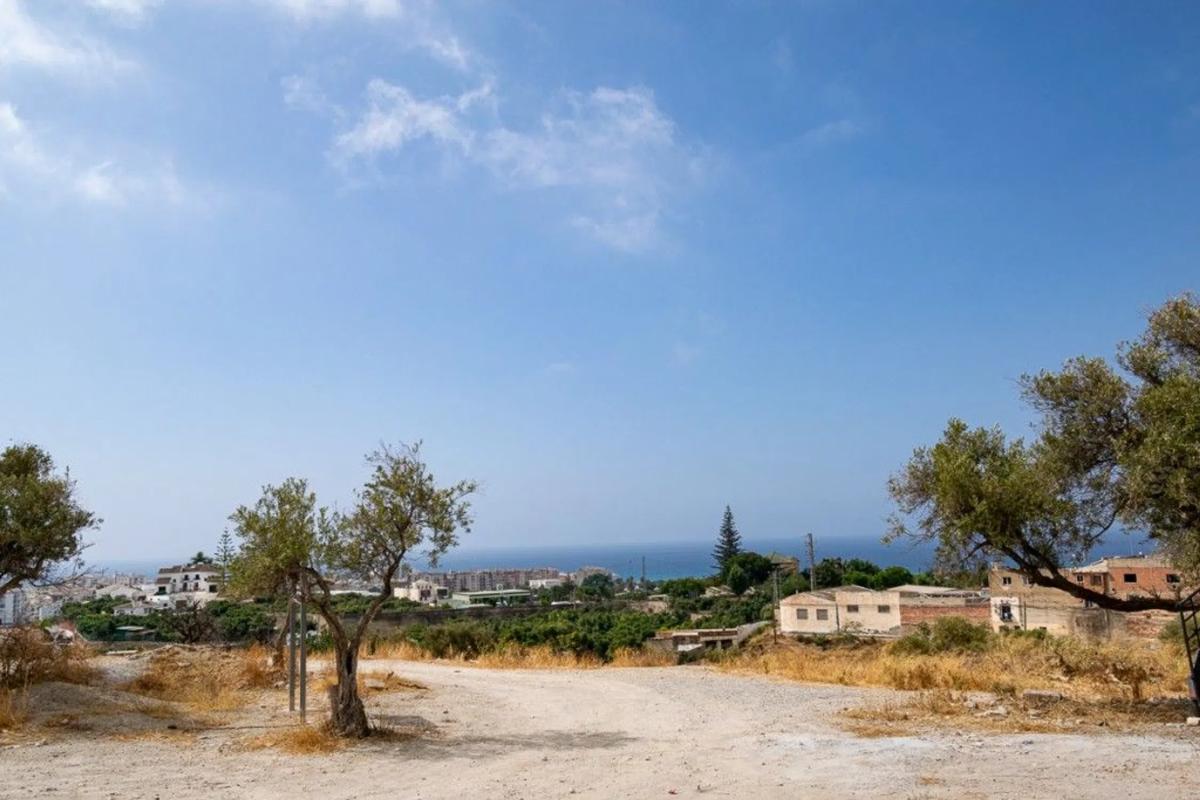 Terreno en venta en Nerja, Malaga photo 3