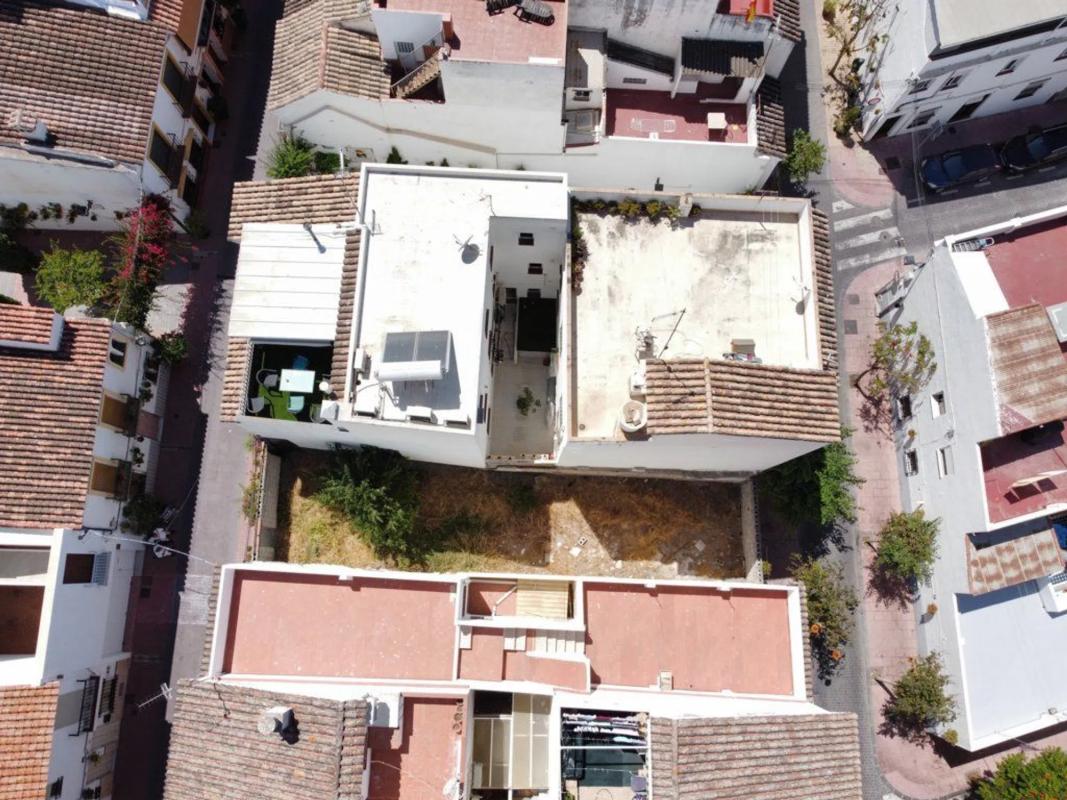 Działka na sprzedaż w Estepona, Malaga photo 3