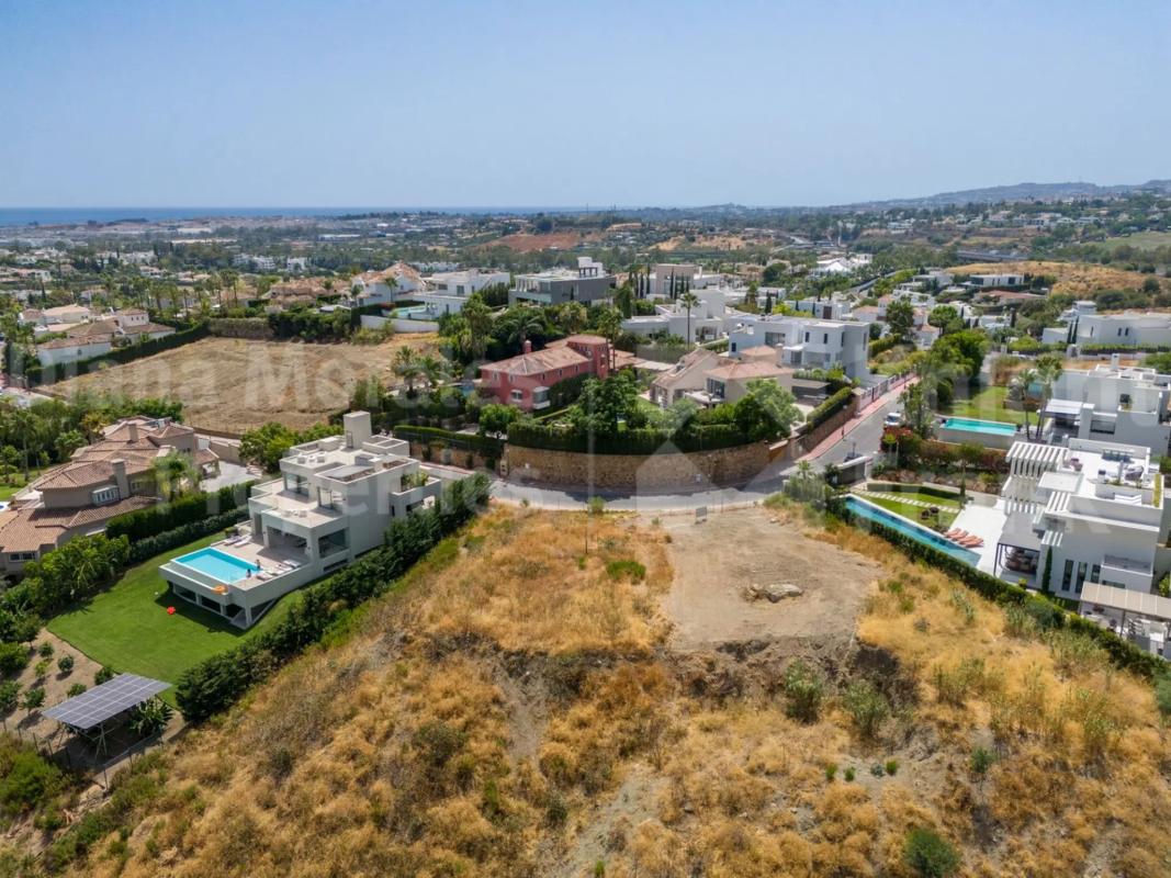 Terreno en venta en Marbella, Malaga photo 4