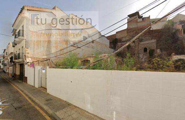 Terreno en calle Salvador Rueda photo 2