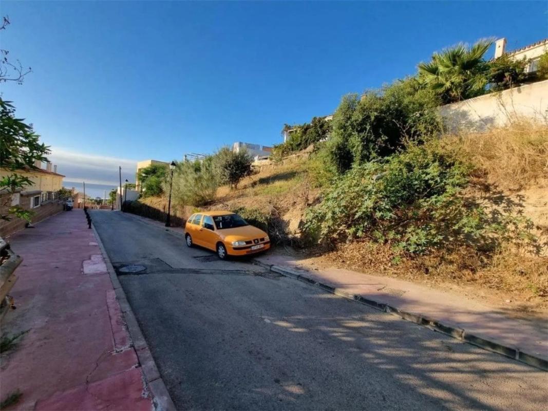 Terreno en venta en Fuengirola, Malaga photo 4