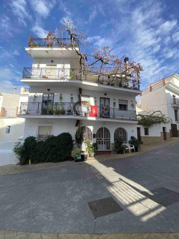 Terreno en venta en Sayalonga, Malaga photo 2