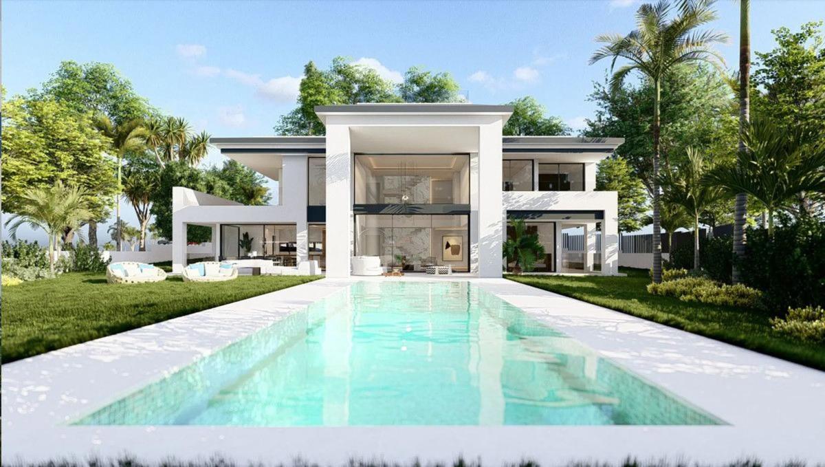 Terreno en venta en Marbella, Malaga photo 1