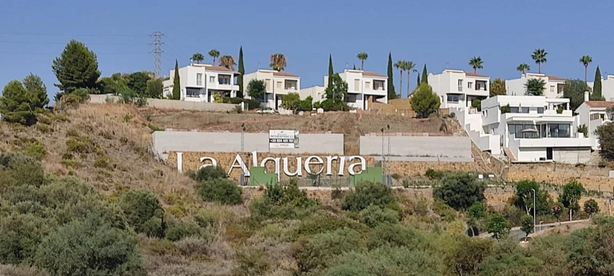 Terreno en venta en Benahavís, Malaga photo 4