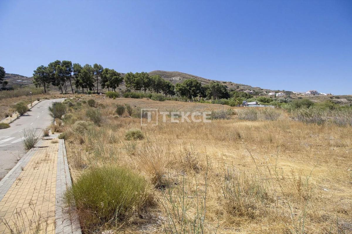 Terreno en venta en Alhaurín el Grande, Malaga photo 4
