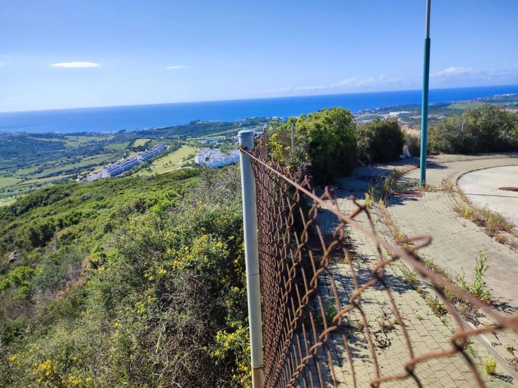 Działka na sprzedaż w Estepona, Malaga photo 5