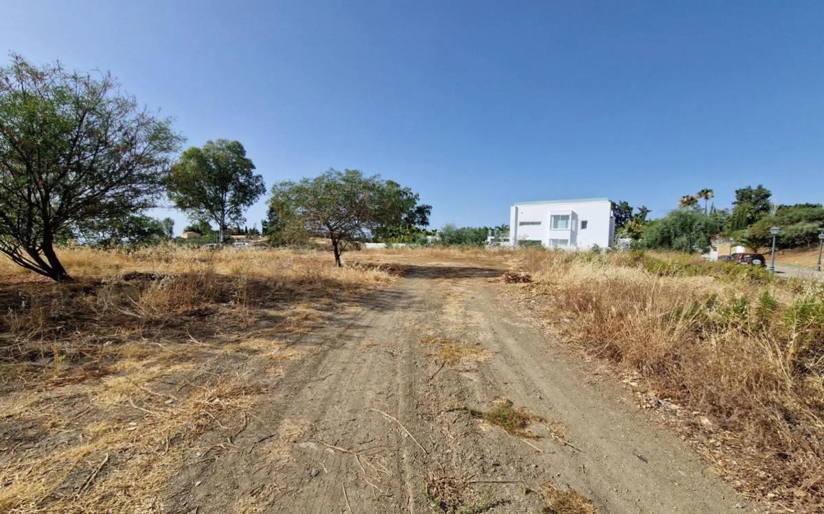 Terreno en venta en Benahavís, Malaga photo 4