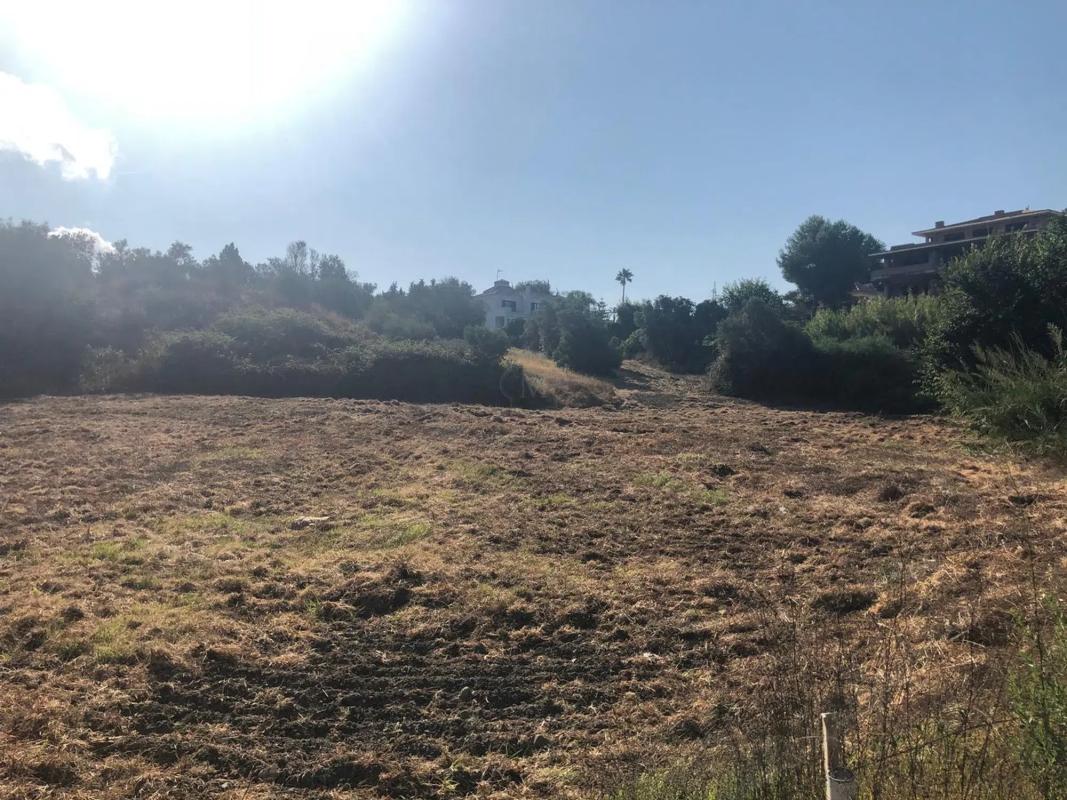 Terreno en venta en Marbella, Malaga photo 2