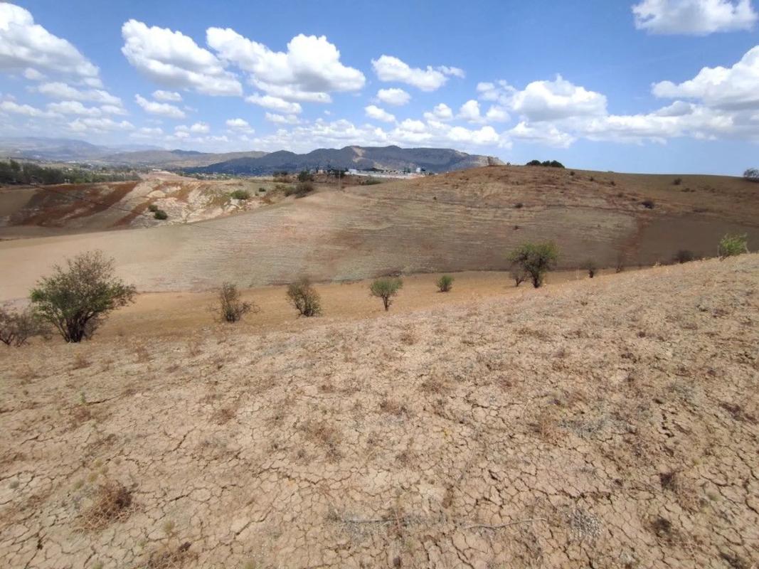 Terreno en venta en Pizarra, Malaga photo 2