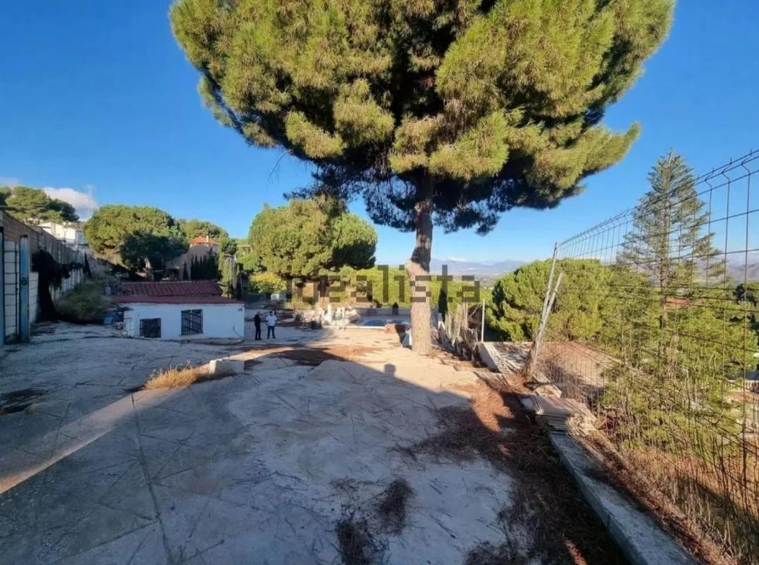 Terreno en venta en Alhaurín de la Torre, Malaga photo 2