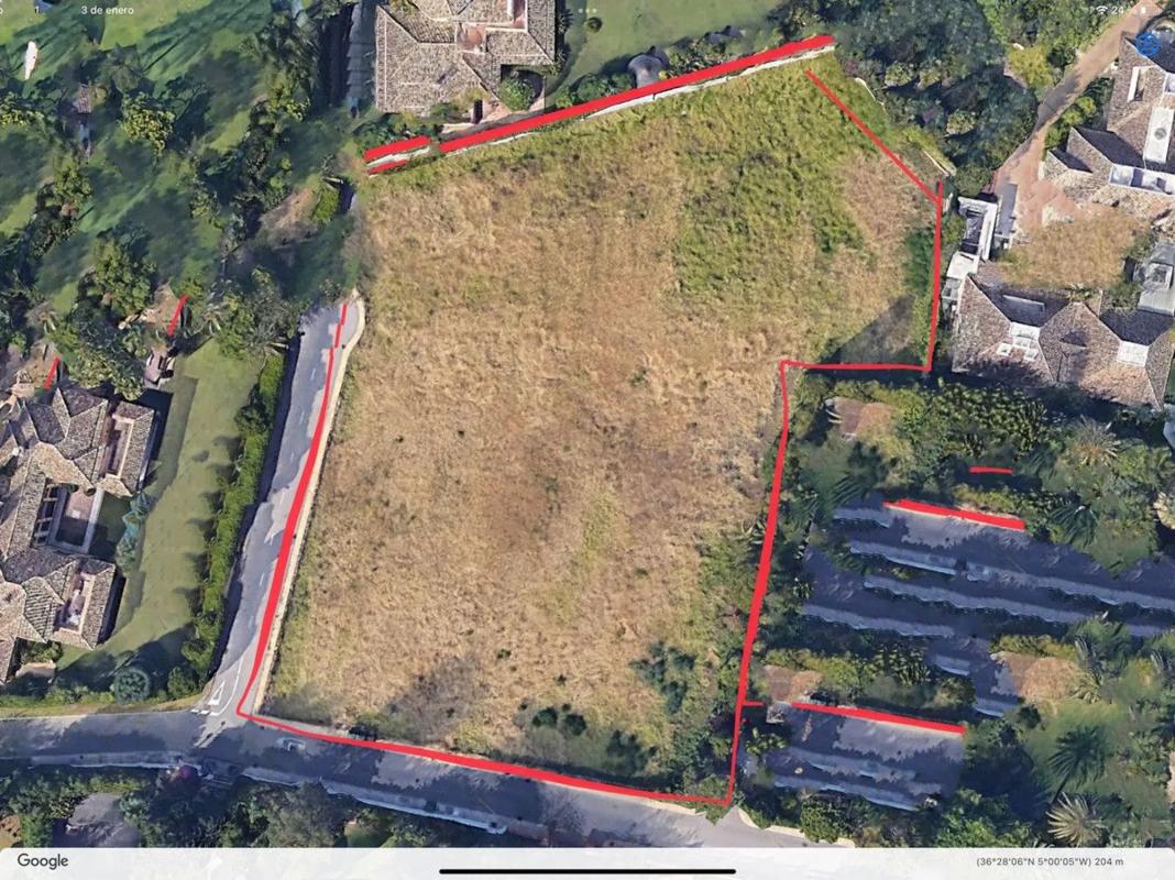Terreno en venta en Marbella, Malaga photo 3