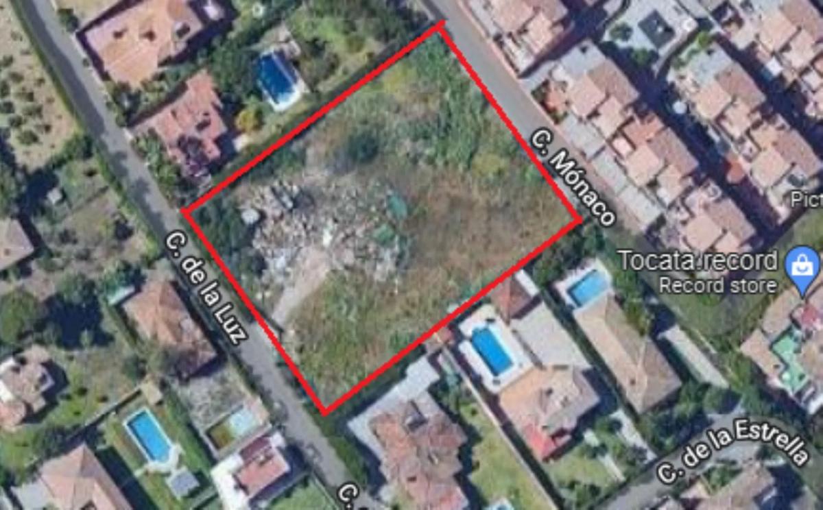 Land for sale in Estepona, Malaga photo 3