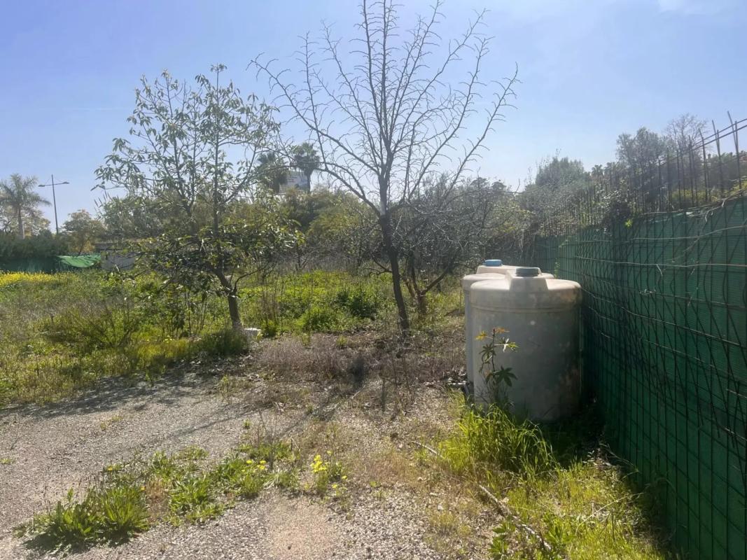 Terreno en venta en Marbella, Malaga photo 1