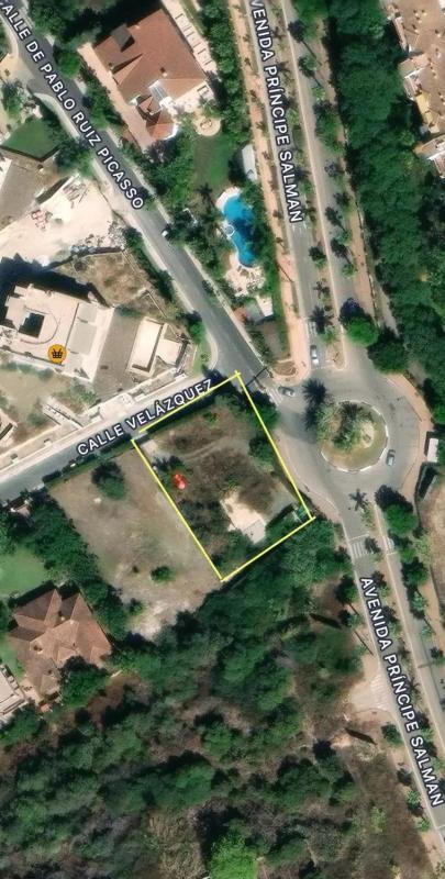 Terreno en venta en Marbella, Malaga photo 2