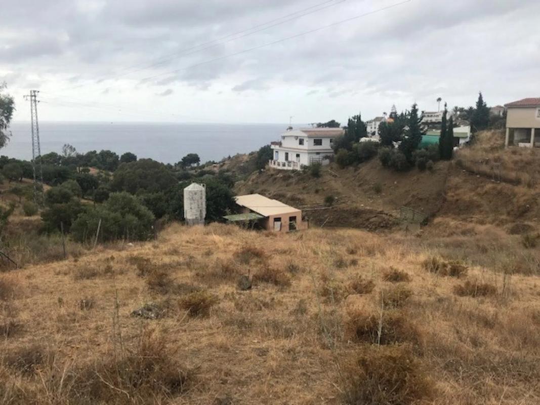 Terreno en venta en Benalmádena, Malaga photo 1