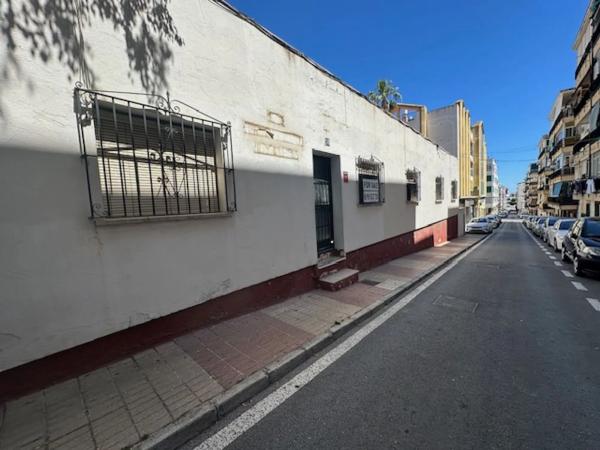 Terreno en calle Palangre s/n photo 1