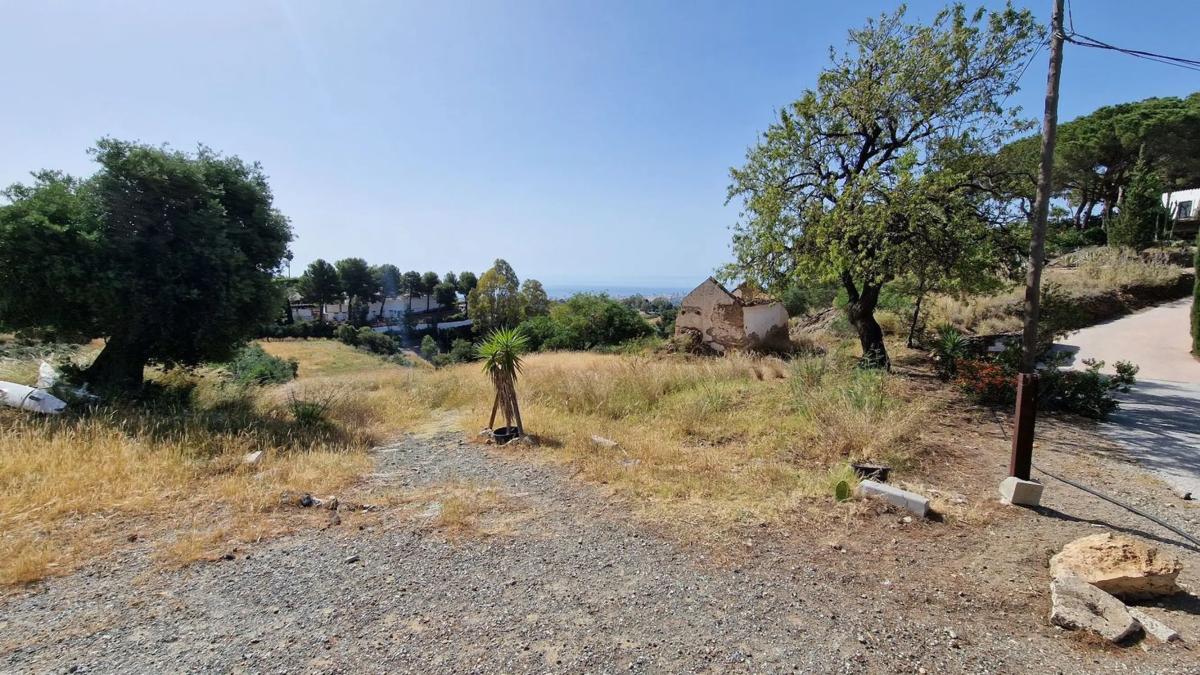Terreno en venta en Mijas, Malaga photo 1