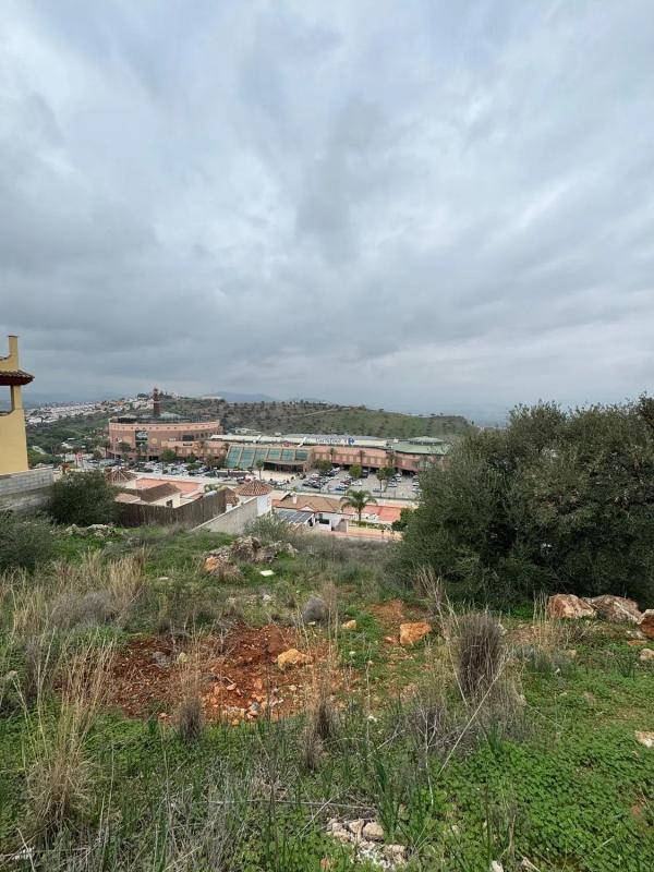 Land for sale in Coin, Malaga photo 1