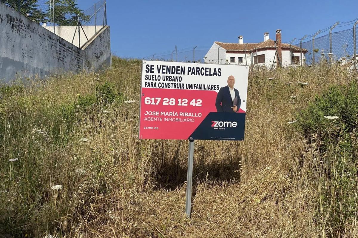 Terreno en venta en Colmenar, Malaga photo 4