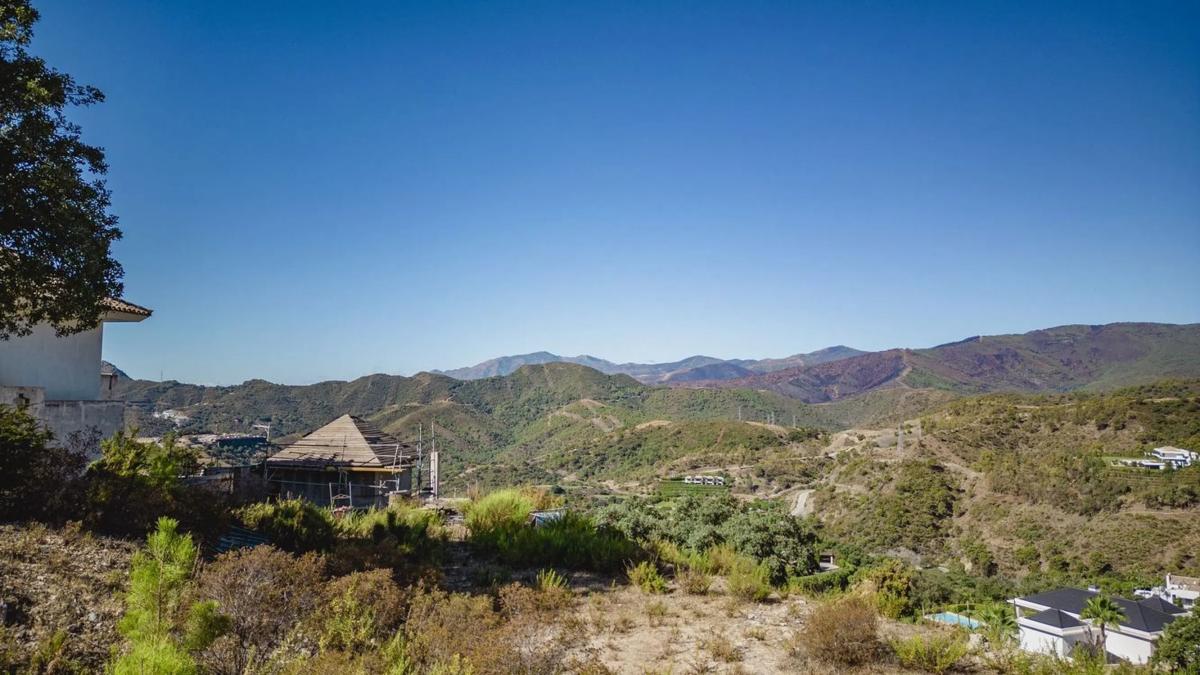 Terreno en venta en Benahavís, Malaga photo 5