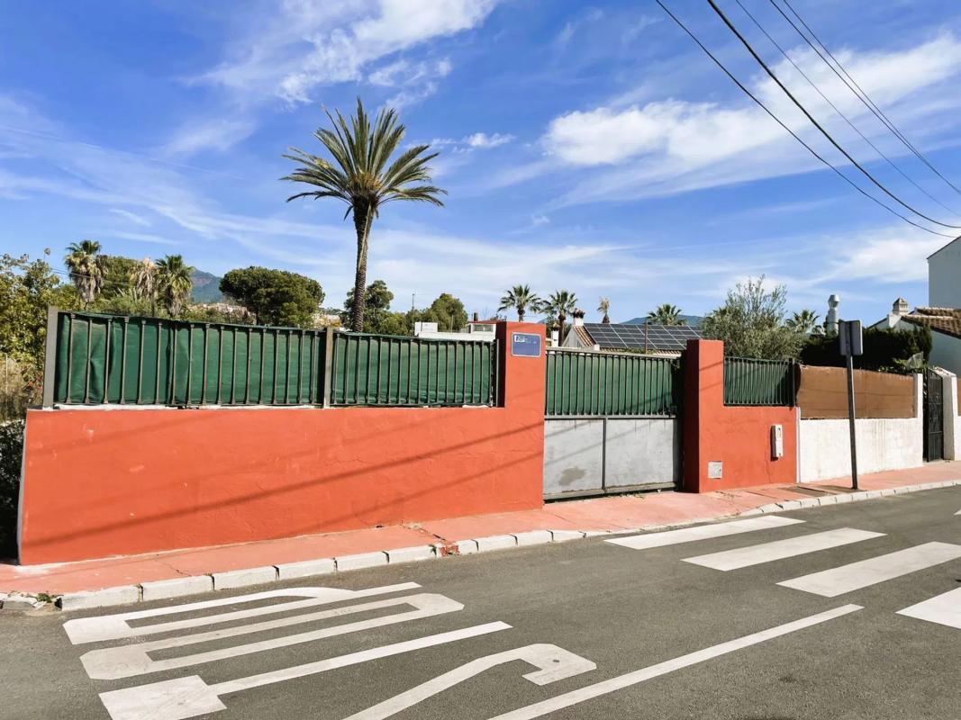 Terreno en venta en Marbella, Malaga photo 3