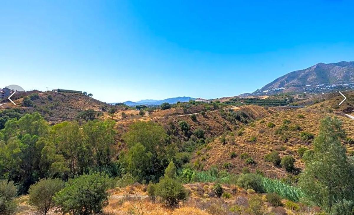 Terreno en venta en Fuengirola, Malaga photo 4
