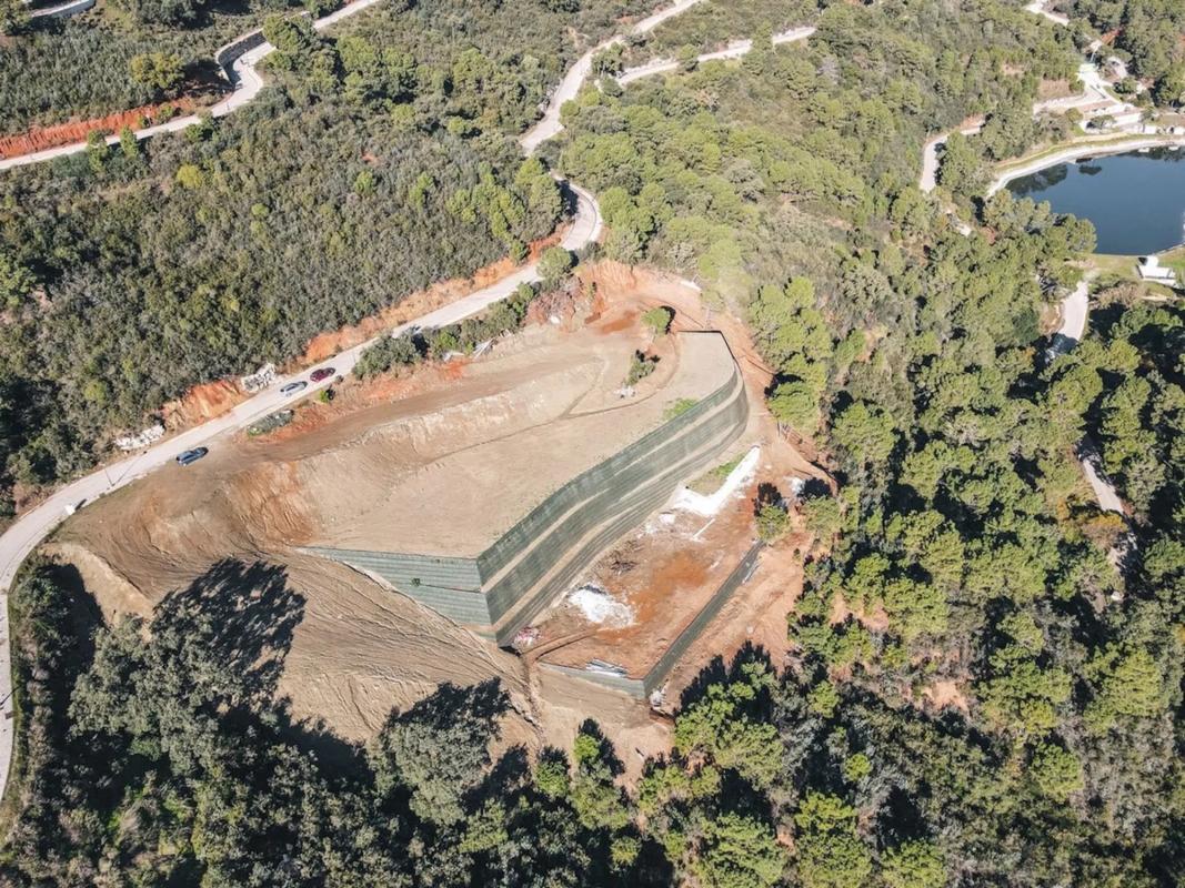 Terreno en venta en Estepona, Malaga photo 3