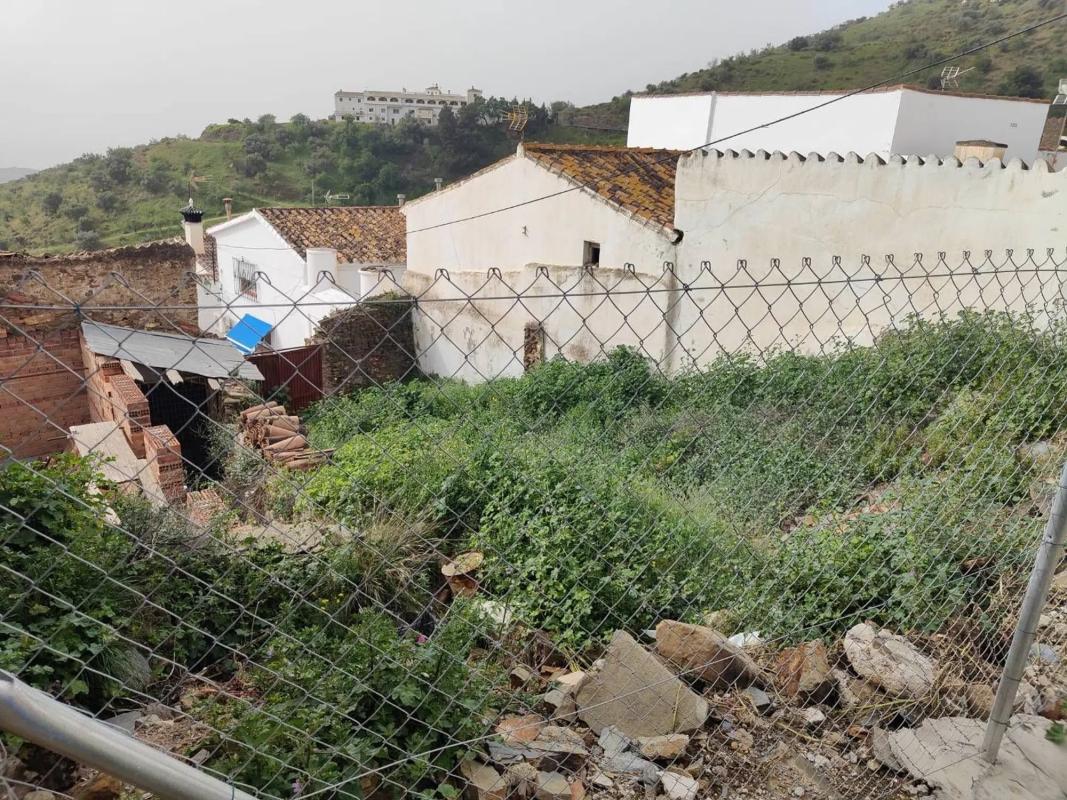 Terreno en venta en Moclinejo, Malaga photo 5