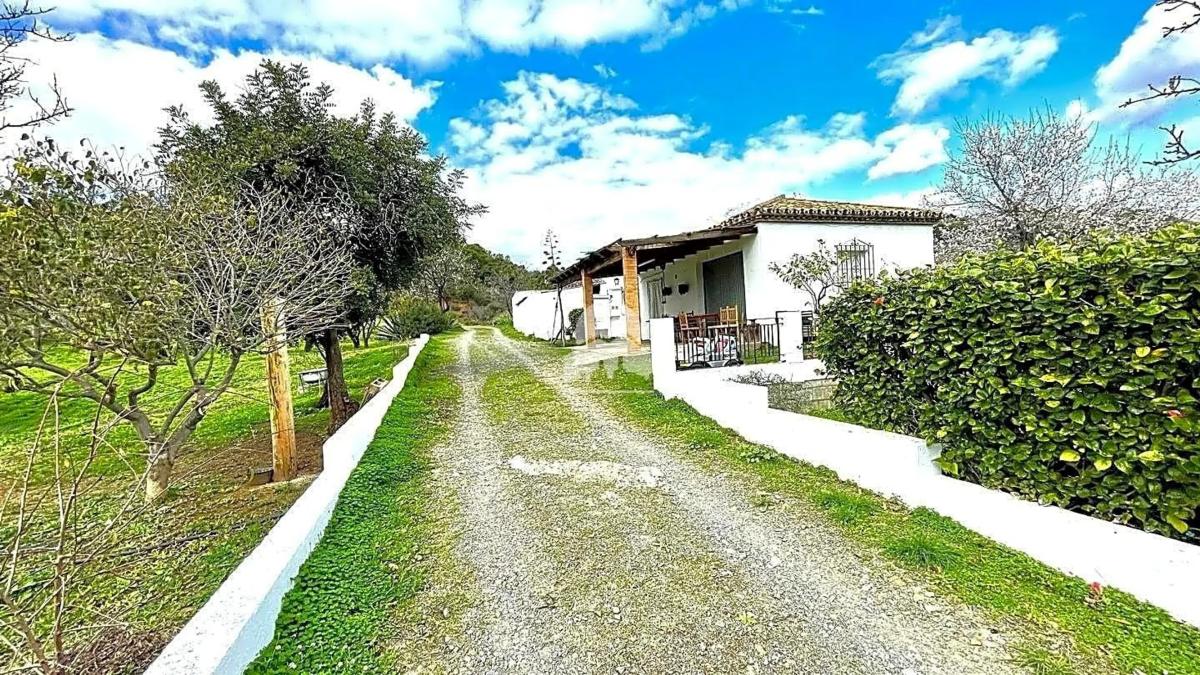 Terreno en venta en Estepona, Malaga photo 5
