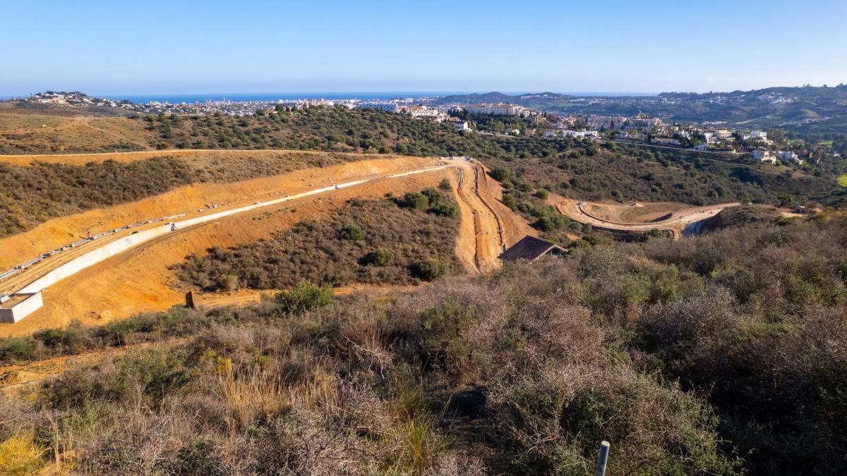 Terreno en venta en Mijas, Malaga photo 1