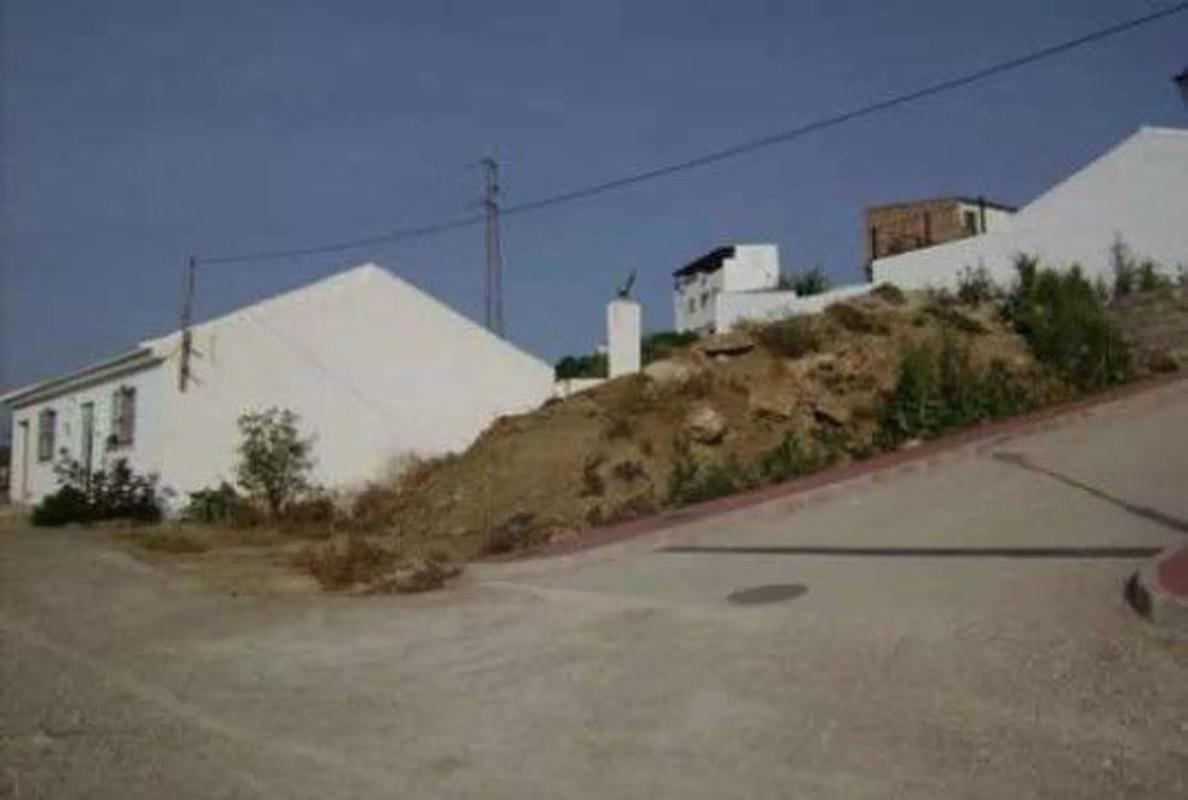 Участок земли на продажу в Вильянуэва-де-ла-Консепсьон, Малага photo 2