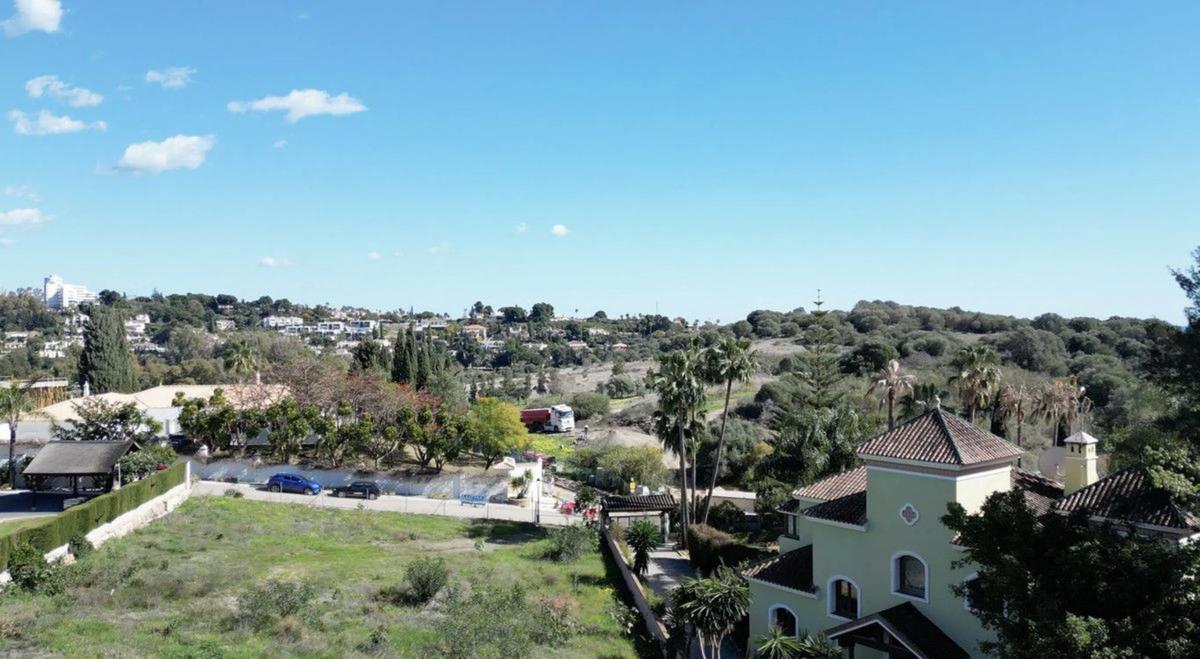 Terreno en venta en Benahavís, Malaga photo 3