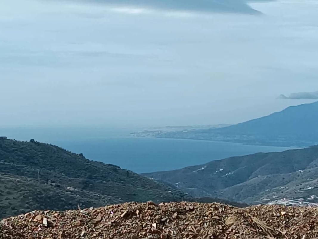 Terreno en venta en Moclinejo, Malaga photo 1