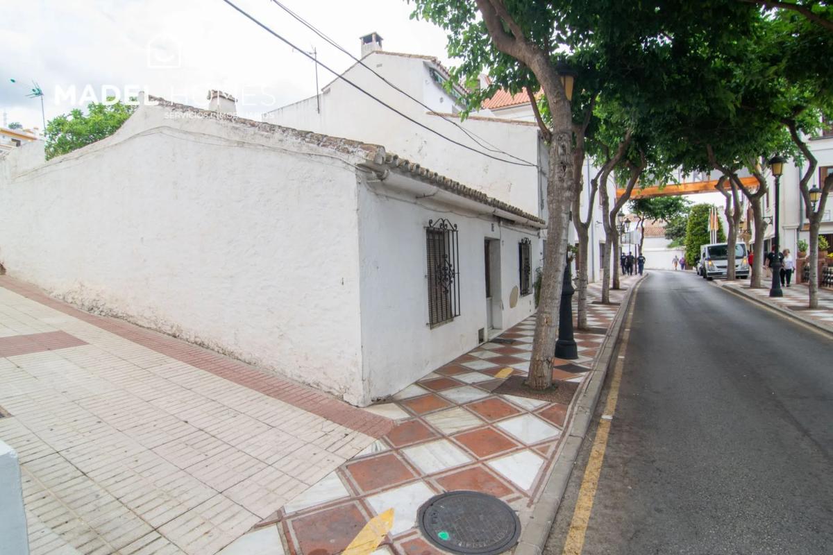 Terreno en venta en Benalmádena, Malaga photo 1
